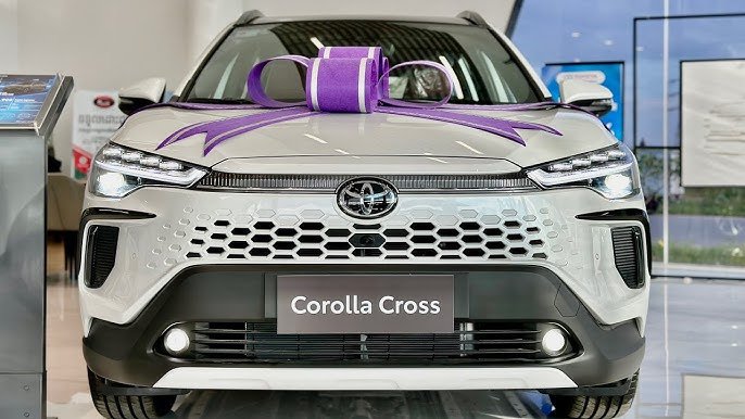 XUV 700 जैसे फीचर्स के साथ launch हुई तगड़े इंजन वाली Toyota Corolla Cross की SUV कार