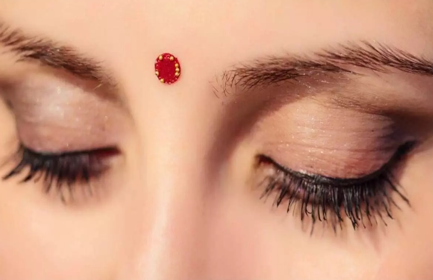 बिंदी नहीं लाया पति तो पत्नी ने मांग लिया तलाक, थाने तक पहुंची बात और फिर..