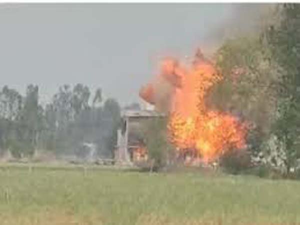 Cylinder Blast: