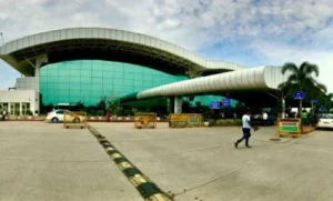 रांची एयरपोर्ट पर कोहरे का ‘कब्जा’: 17 उड़ानें लेट, दिल्ली की फ्लाइट कैंसिल; घर से निकलने से पहले चेक करें स्टेटस