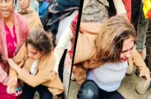 सड़क पर टूटा इश्क़ का तूफान! पत्नी ने पति को रंगे हाथों पकड़ा…फिर प्रेमिका के साथ जो हुआ… VIDEO देख कांप उठे लोग…