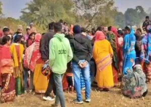 झारखंड- मौत भी नहीं कर पायी जुदा…मां और बेटी थी एक-दूसरे से लिपटी, निकला कुएं से शव तो रो पड़ा पूरा गांव, बेटी के बर्थडे पर पति-पत्नी में हुई लड़ाई फिर….