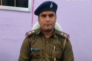 झारखंड : वर्दी पर लगा 96 घंटे में ही दाग! गुमला में ज्वॉइनिंग के चौथे दिन ही घूस लेते धराए दारोगा जी